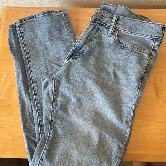 Abercrombie & Fitch Rustin Athletic Skinny Jeans 30x30 - Picture 3 of 5